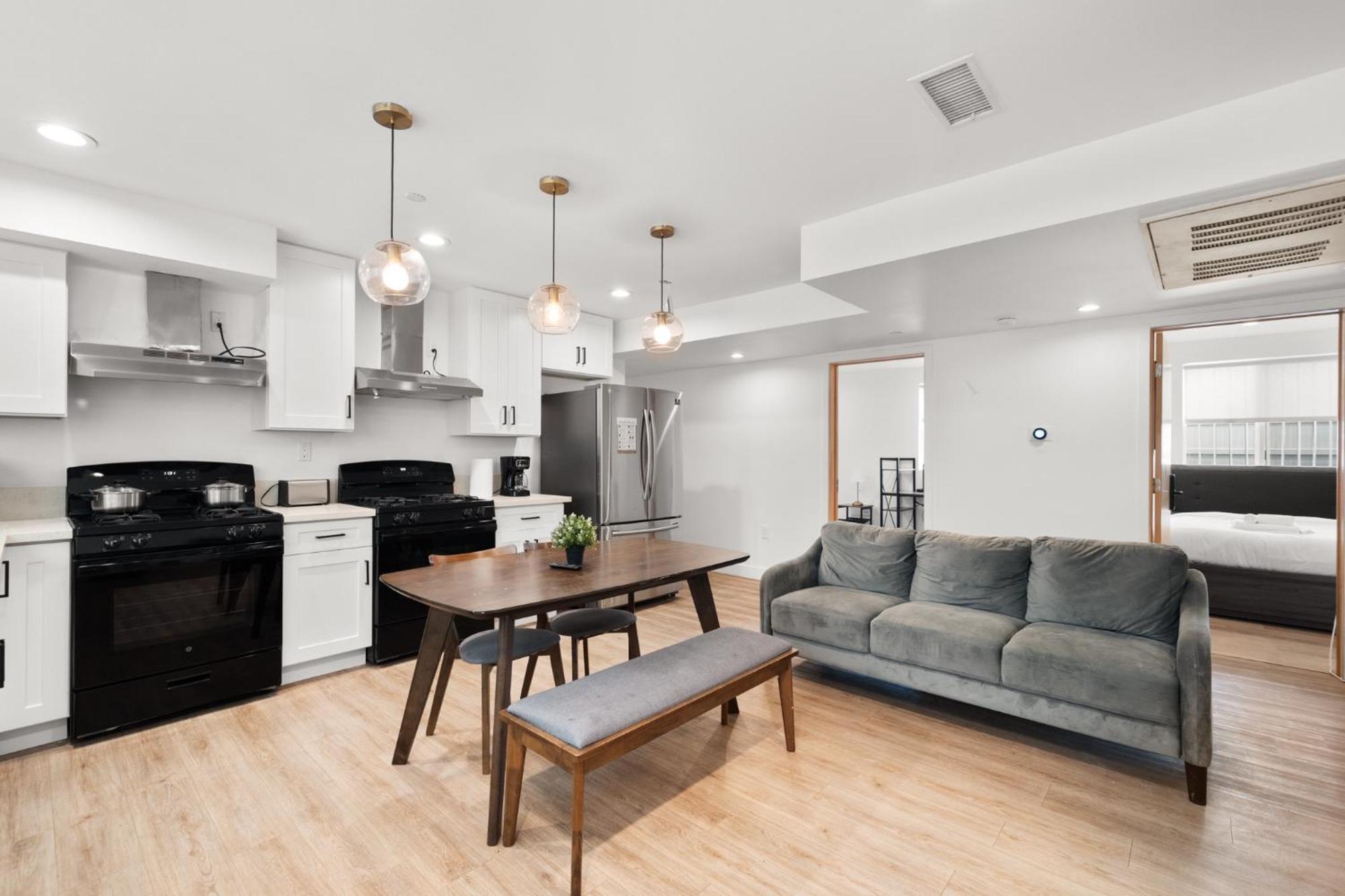 Charming Urban Retreat Near Usc In La- Private Room With Share Living Room With Kitchen Los Angeles Exterior foto