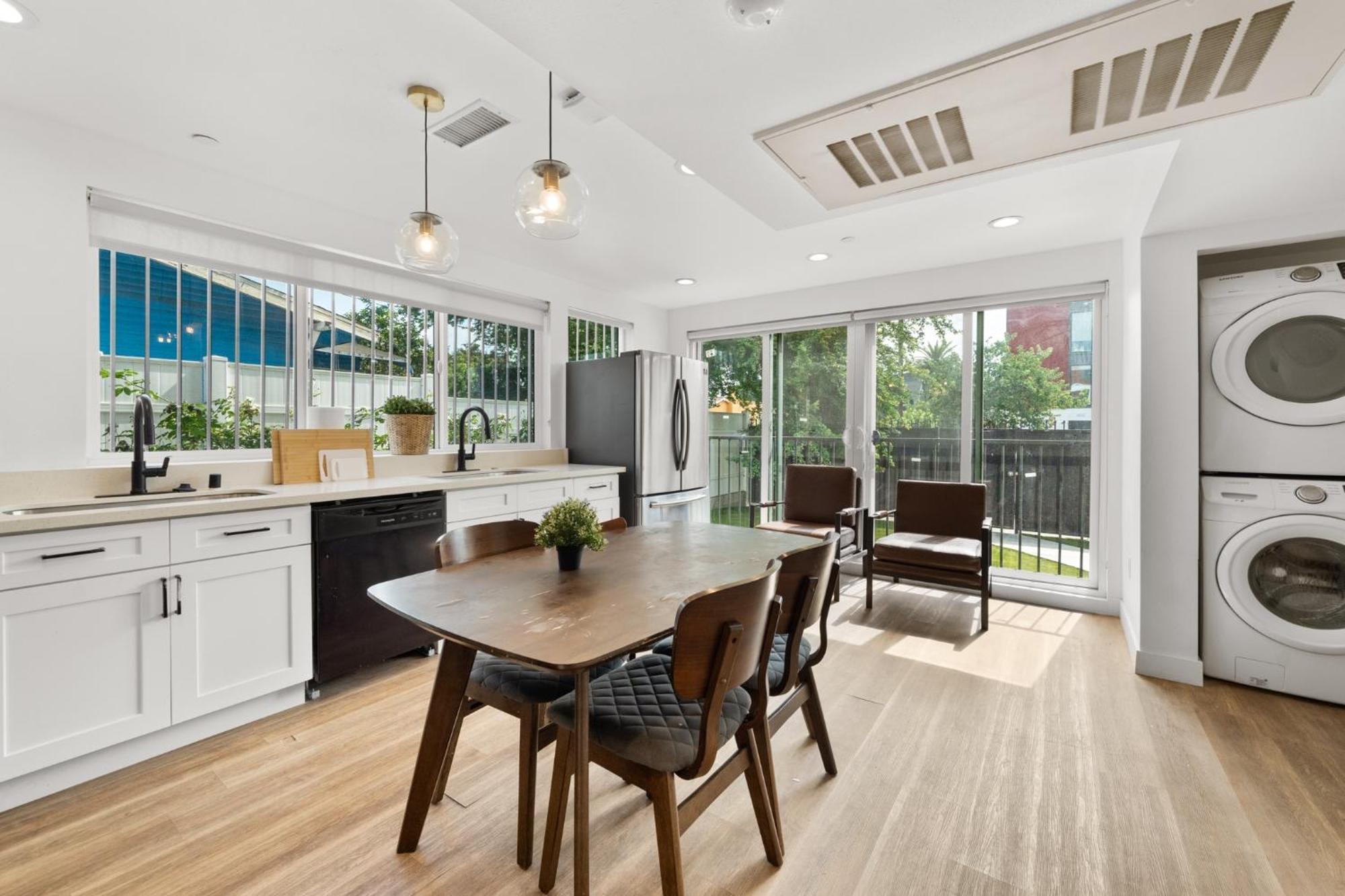 Charming Urban Retreat Near Usc In La- Private Room With Share Living Room With Kitchen Los Angeles Exterior foto